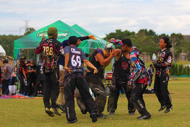 並且具備出 並且具備出